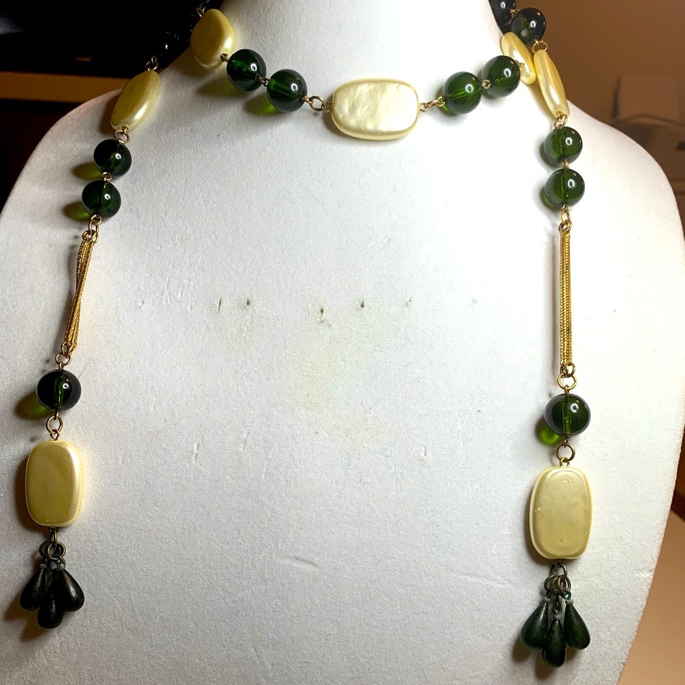 Mother-of-pearl, acrylic and metal long necklace.